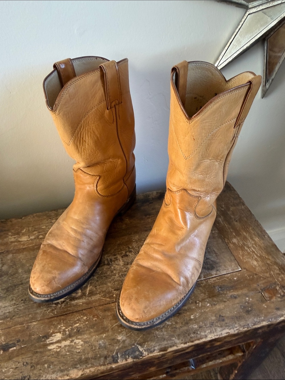 Justin Boots Men's Tan Leather Western Boots Size 8D